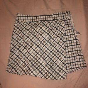 Brand New Skirt/Shorts